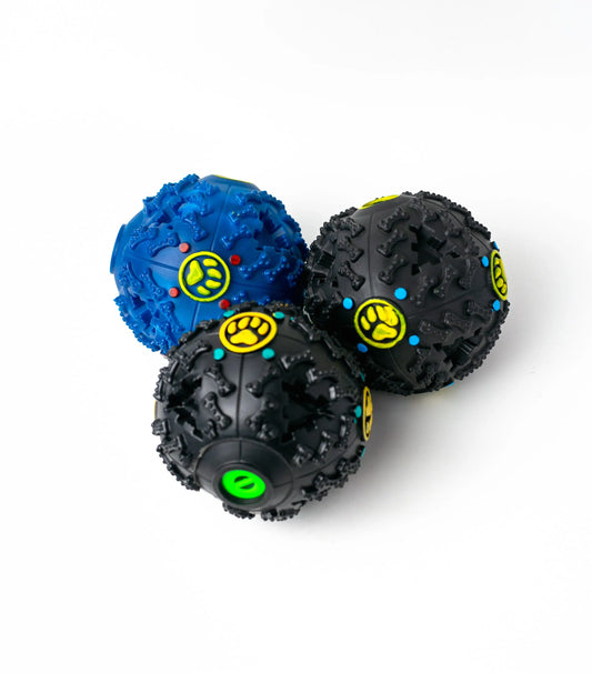 IQ Dog Chew Toy with Treat Dispenser - Big